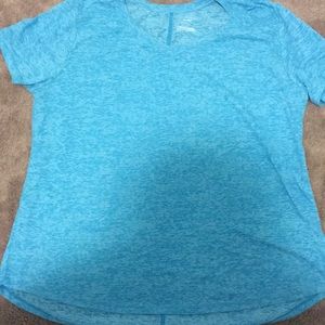 Women’s athletic shirt